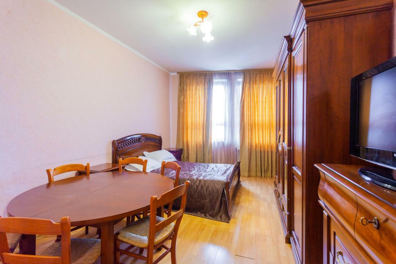 Partner Guest House Shota Rustaveli Kiev Luaran gambar